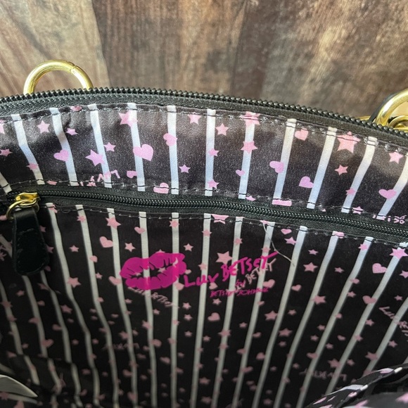 Betsy Johnson handbag - Picture 6 of 10